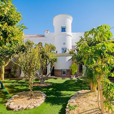 16:9 Los Molinos Suites Almeria Room photo