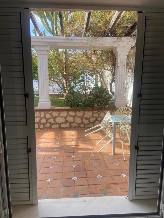 16:9 Los Molinos Suites Almeria Exterior photo