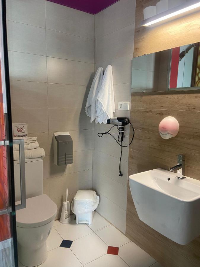 16:9 Los Molinos Suites Almeria Exterior photo
