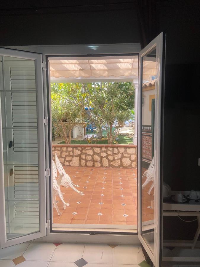 16:9 Los Molinos Suites Almeria Exterior photo