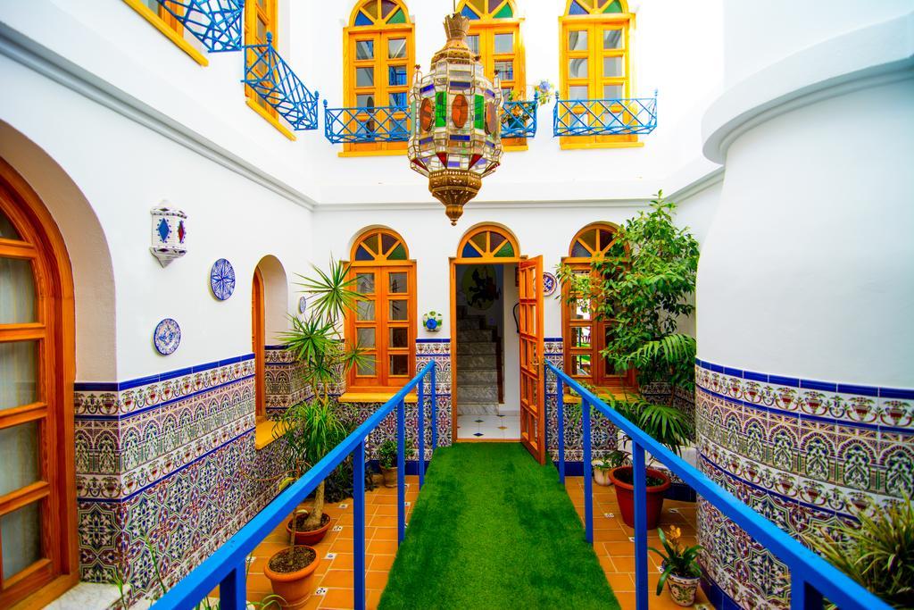 16:9 Los Molinos Suites Almeria Exterior photo