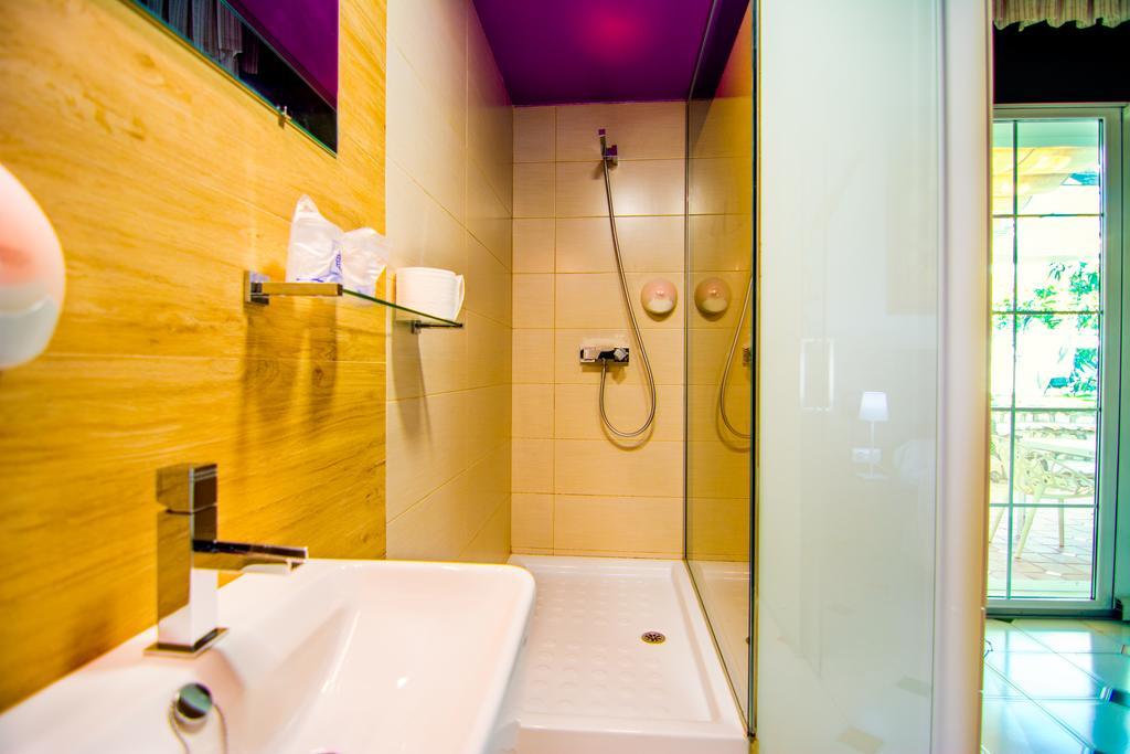 16:9 Los Molinos Suites Almeria Room photo